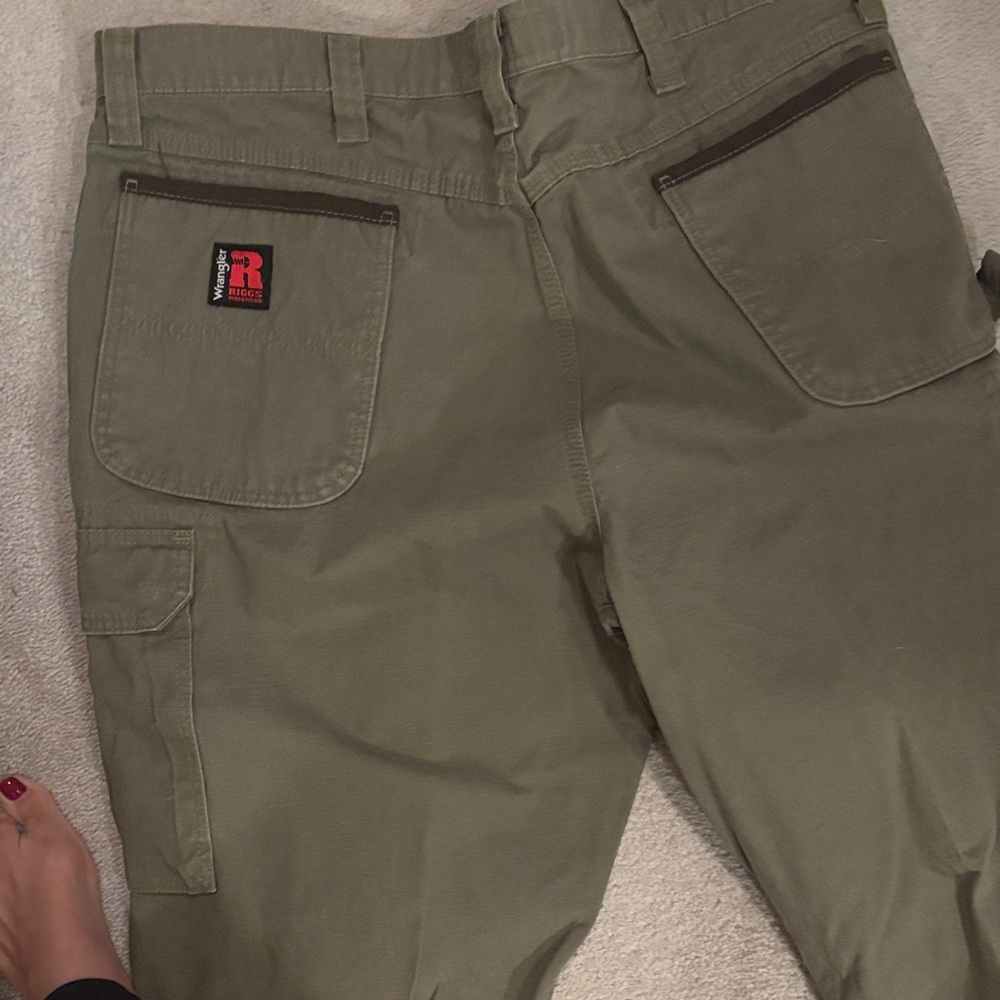 wranglers' Men's Olive Cargo Pants